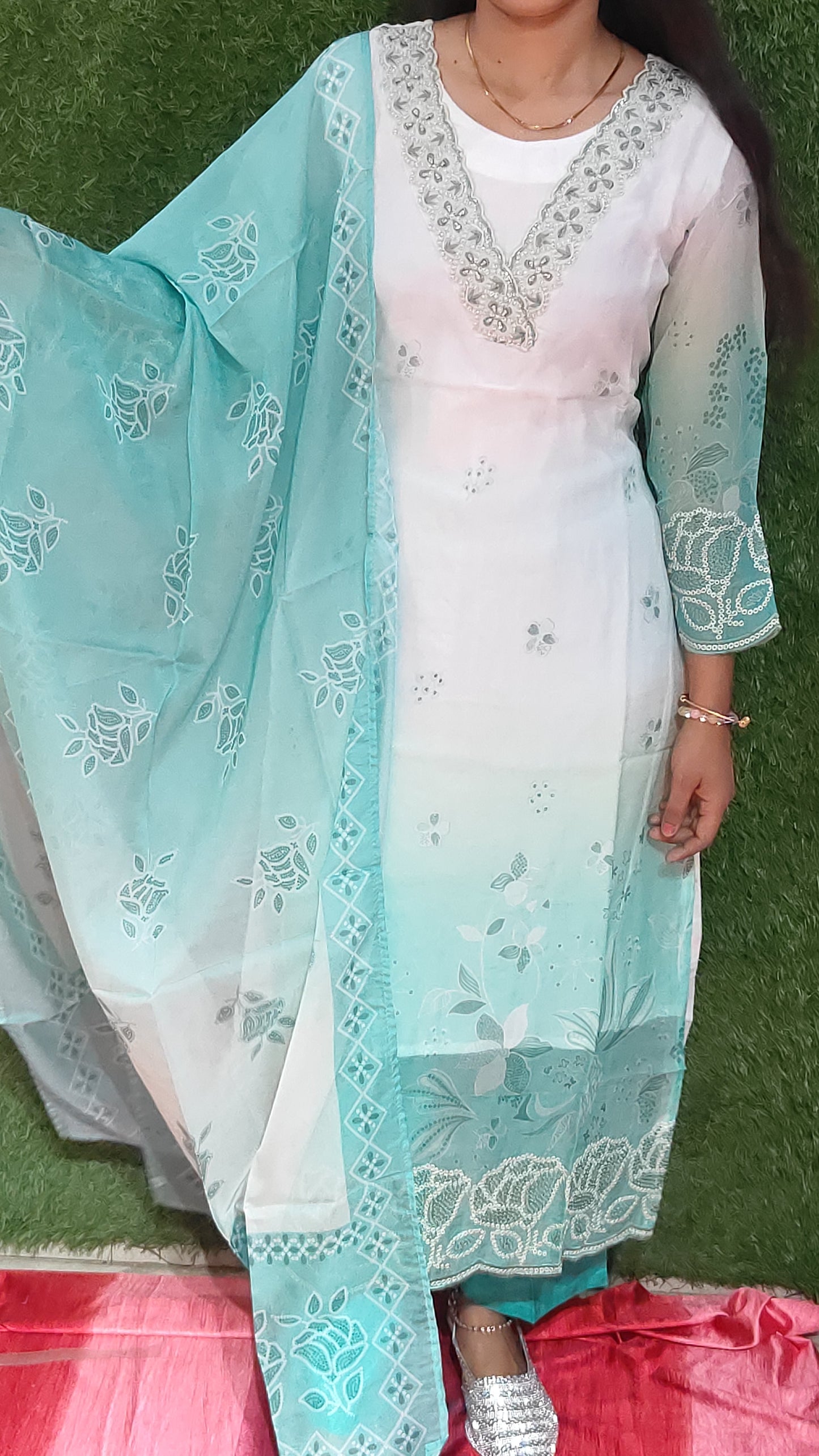 Elegant Women Cotton Blend Kurti, Pant & Dupatta Set for Stylish Comfort