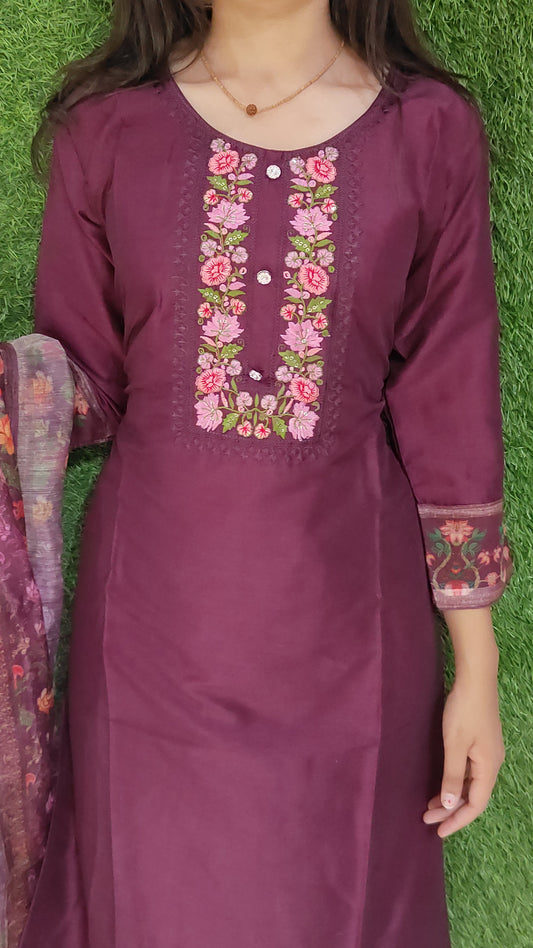 Shop the Latest Women Kurta Set Online for Trendy Ethnic Fashion