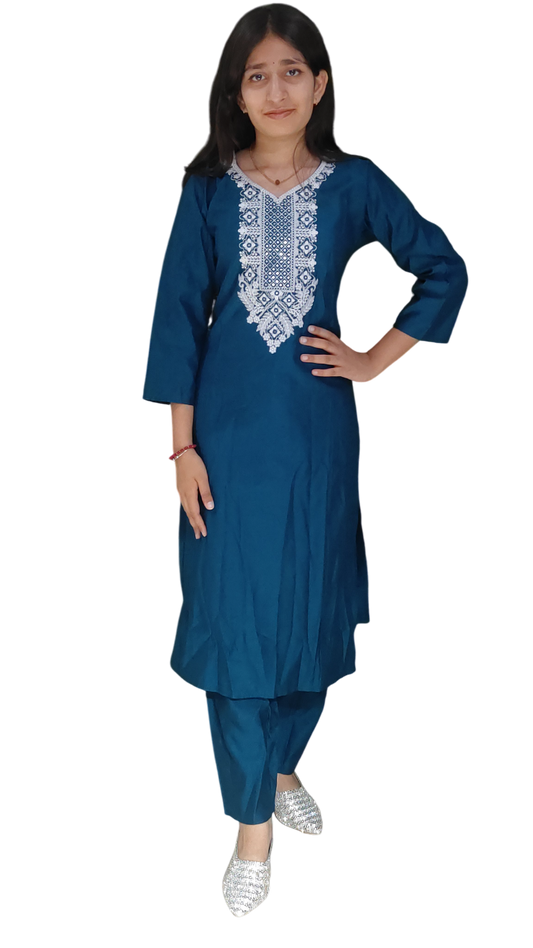 Stylish Kurti Set for Women – Trendy Ethnic Wear for Every Occasion